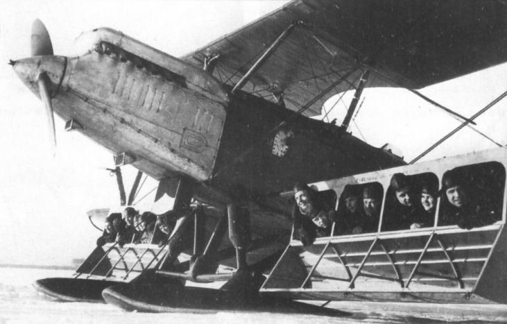 Первый десантный самолет, переделанный из Р-5.